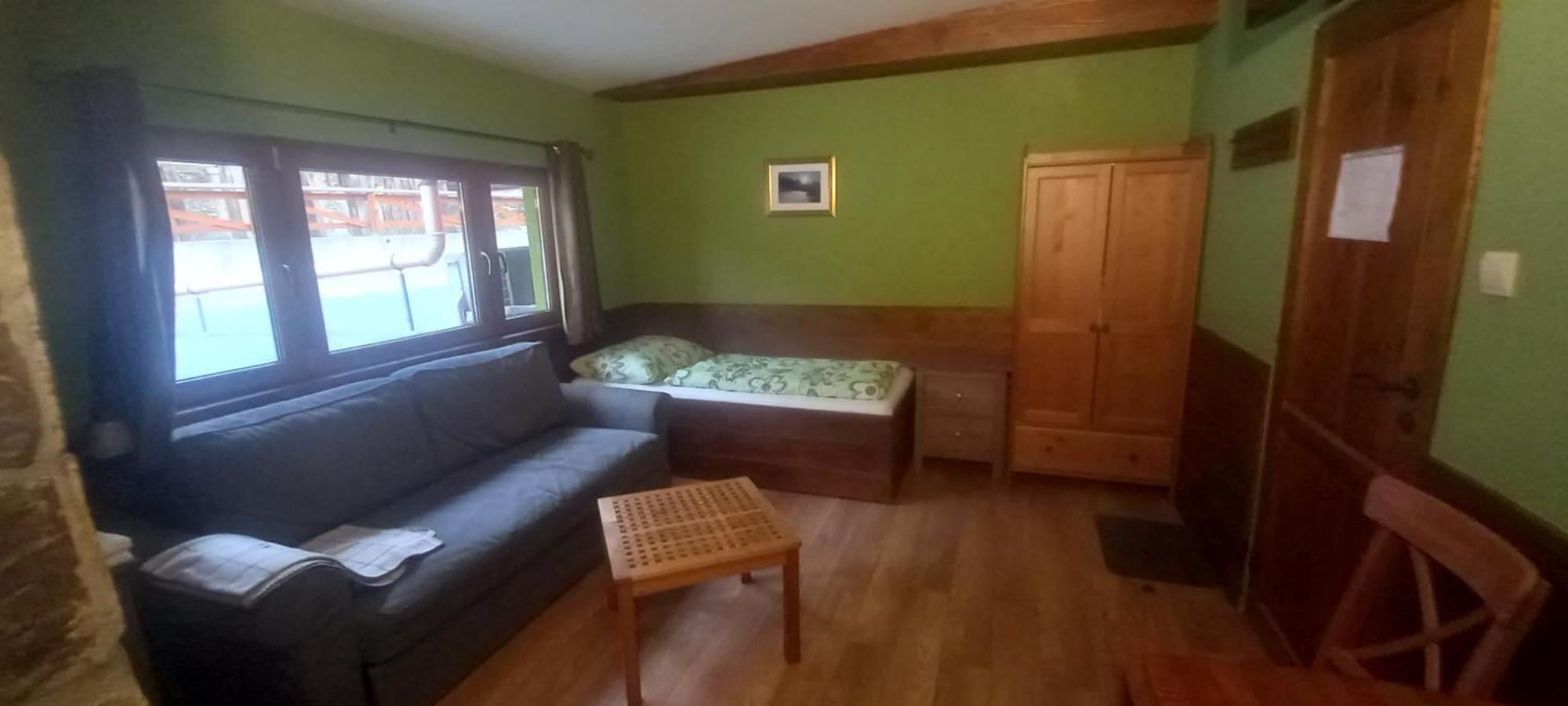 Ride Pub Drienica Apartman Szoba fotó